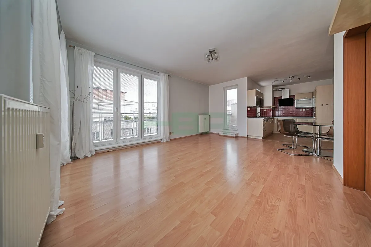 Pronájem bytu 2+kk 67 m²